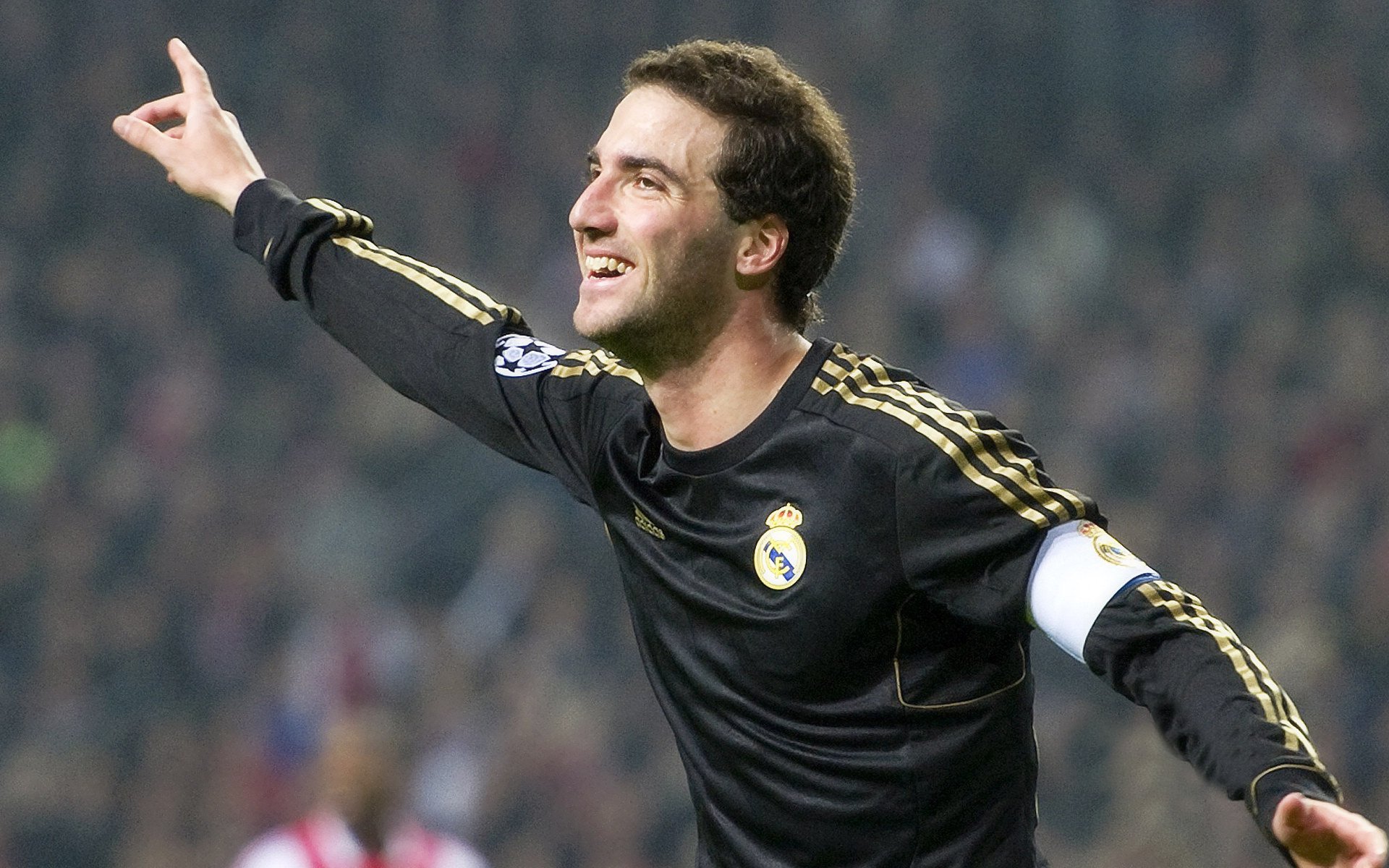 波兰自由泳短程速度惊人,波兰泳协搞错参赛名单